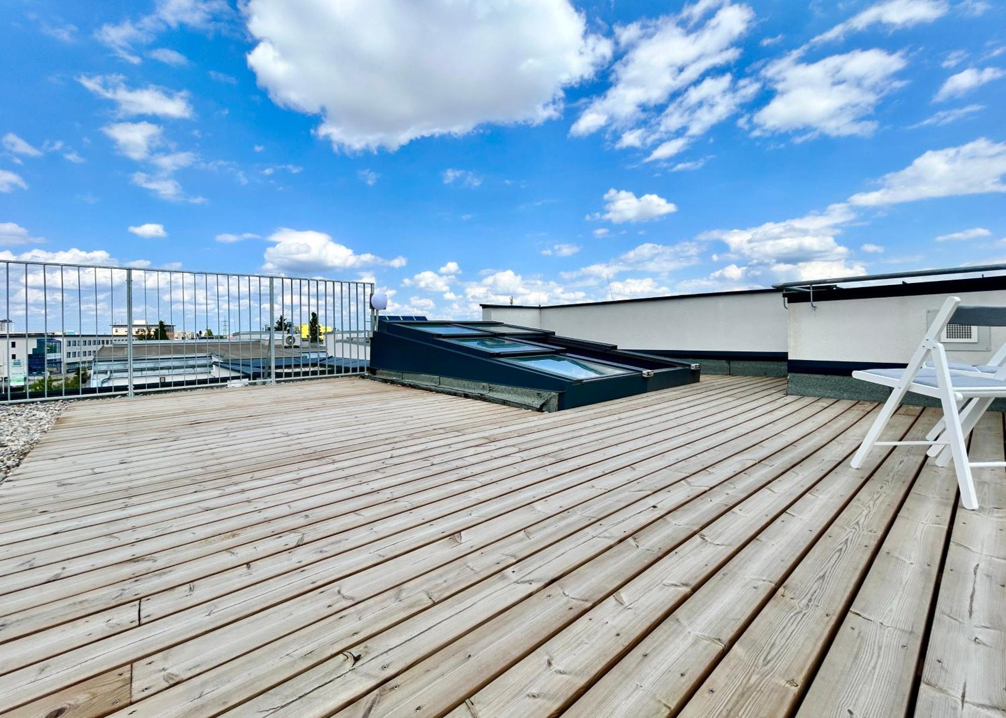Modern Apartment With Balcony & Free Parking - Nearby Metro Viena Exterior foto